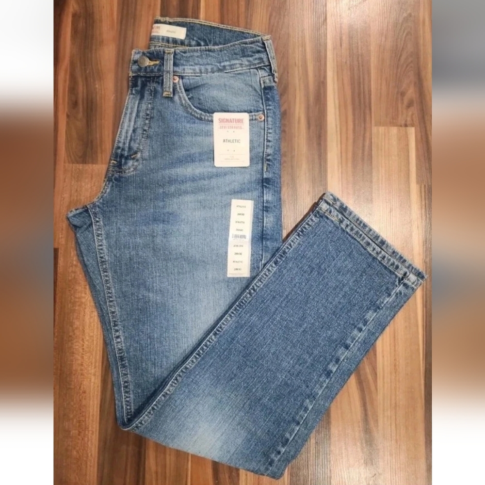 Signature by Levi Strauss Men's Athletic Flex Fit Jeans 28x30